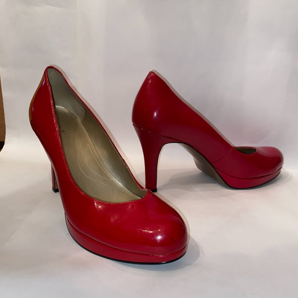 Women's Tahari Red Patent Leather Platform Pumps - Lonnie style, Size 9